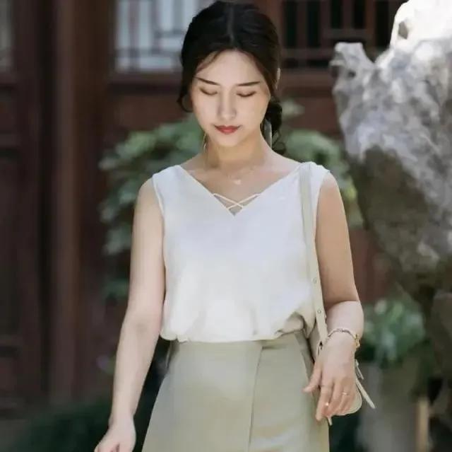 为什么明星的三四十岁和普通人的30岁，差别那么大？