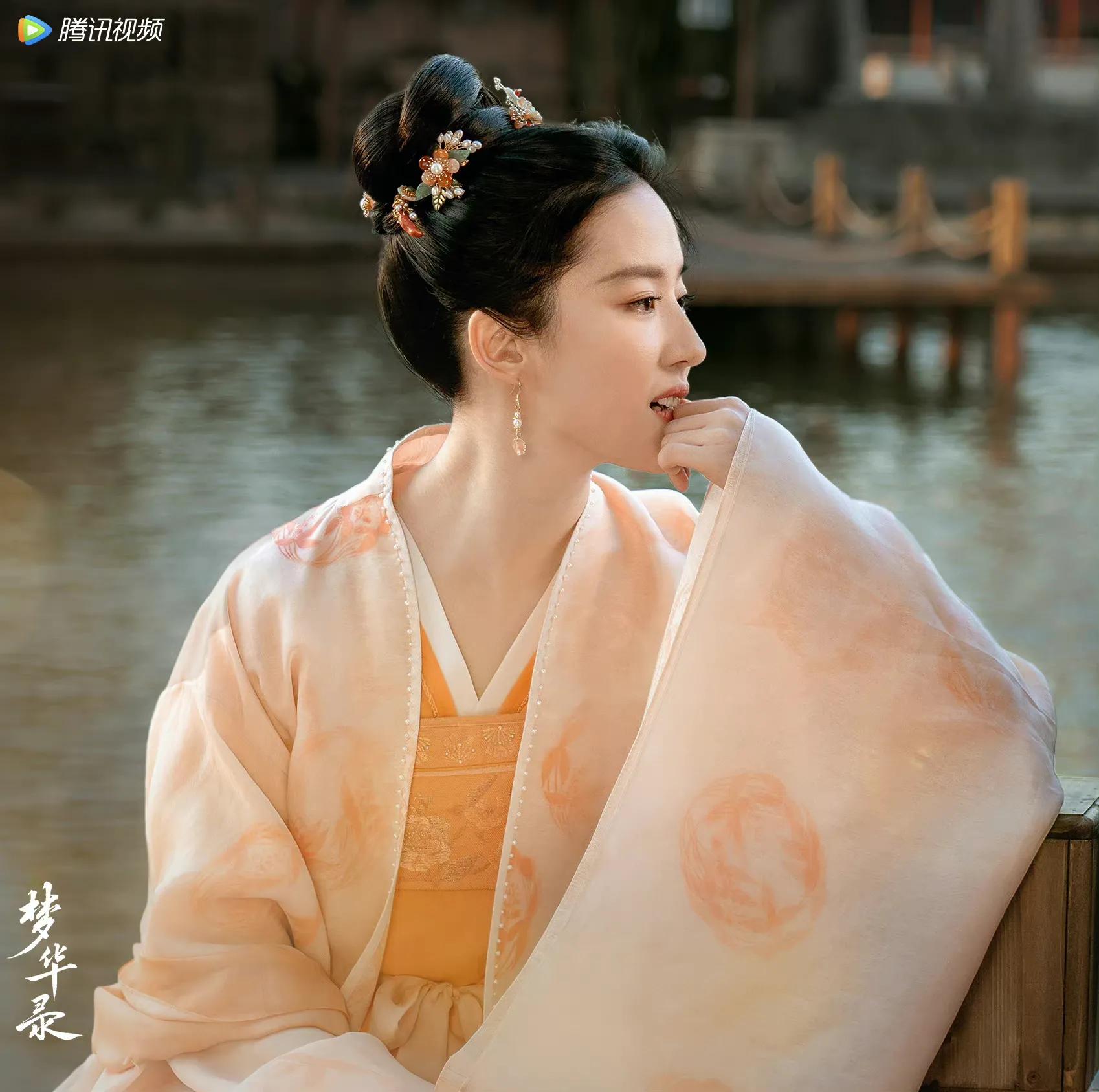 刘亦菲时隔十六年重回古装剧古装剧梦华录清纯剧照