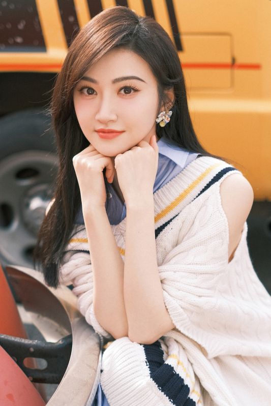 景甜，清纯甜美型女星