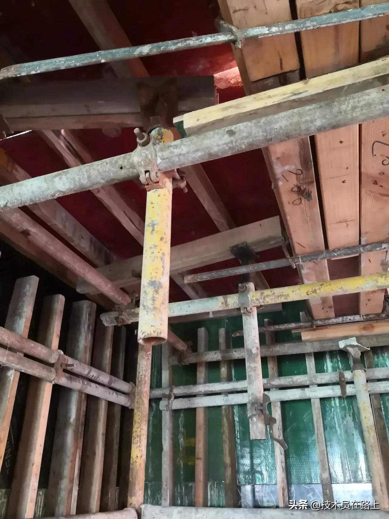 模板工程施工现场检查与验收