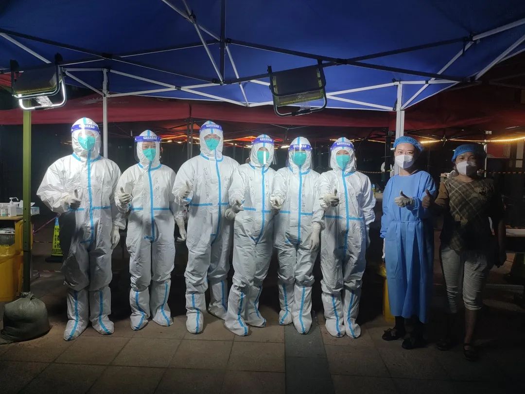 江西省人民医院红谷滩核酸采样队受命出征
