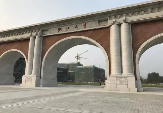 两个2021年中国十大丑陋建筑评选结果重磅揭晓