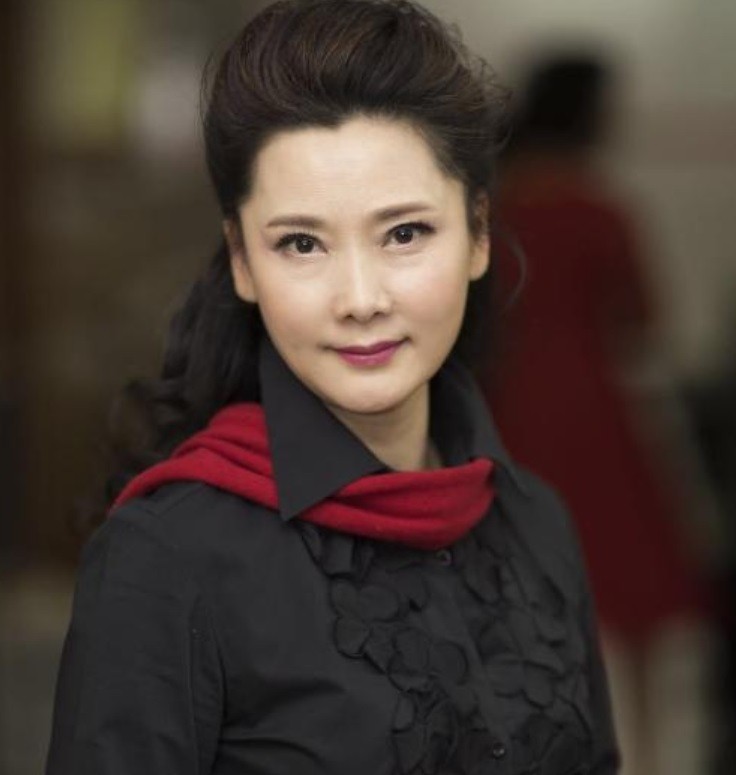 14位贤良的“妈妈专业户”女星，年轻时个顶个是美人坯子