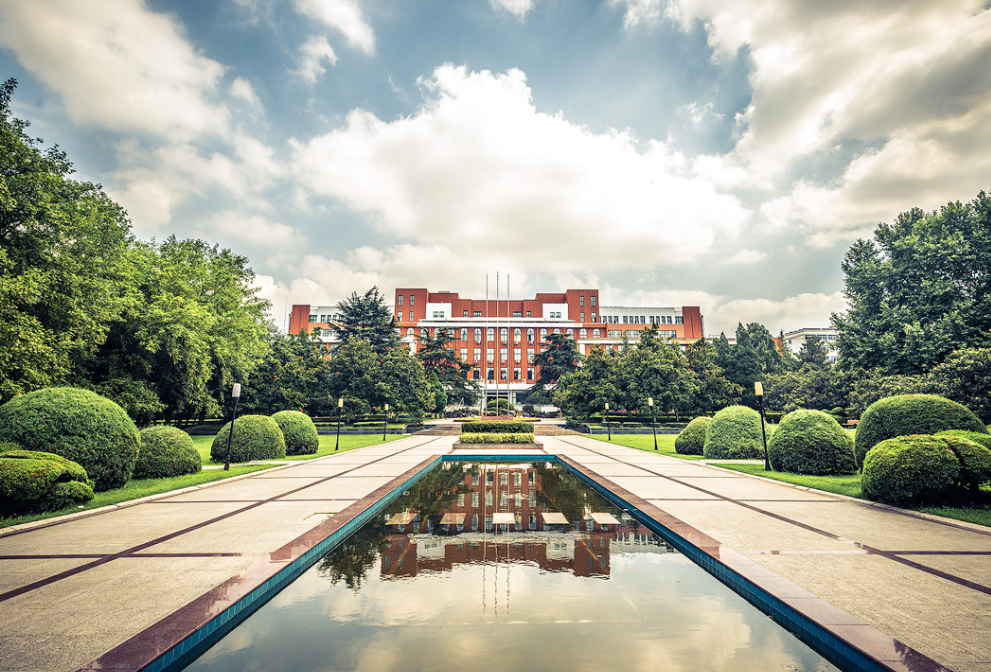 全国理工类大学排名一览：中科大位列第一，靠前的都是名校