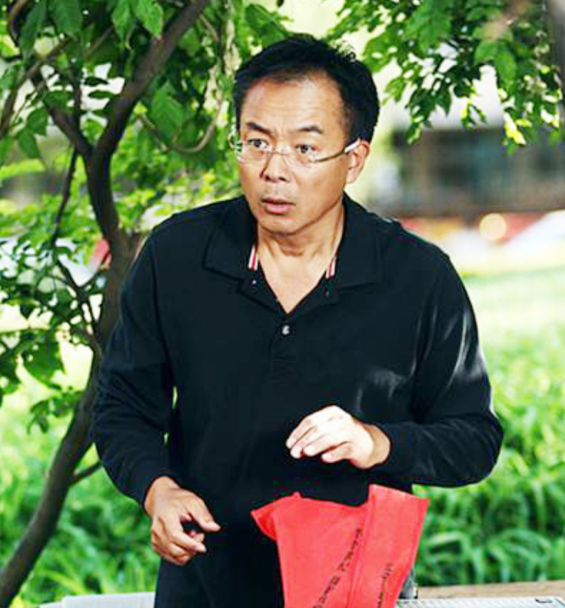 “老戏骨”谢园：至死无儿女送终，小娇妻邱悦后悔丁克了吗？