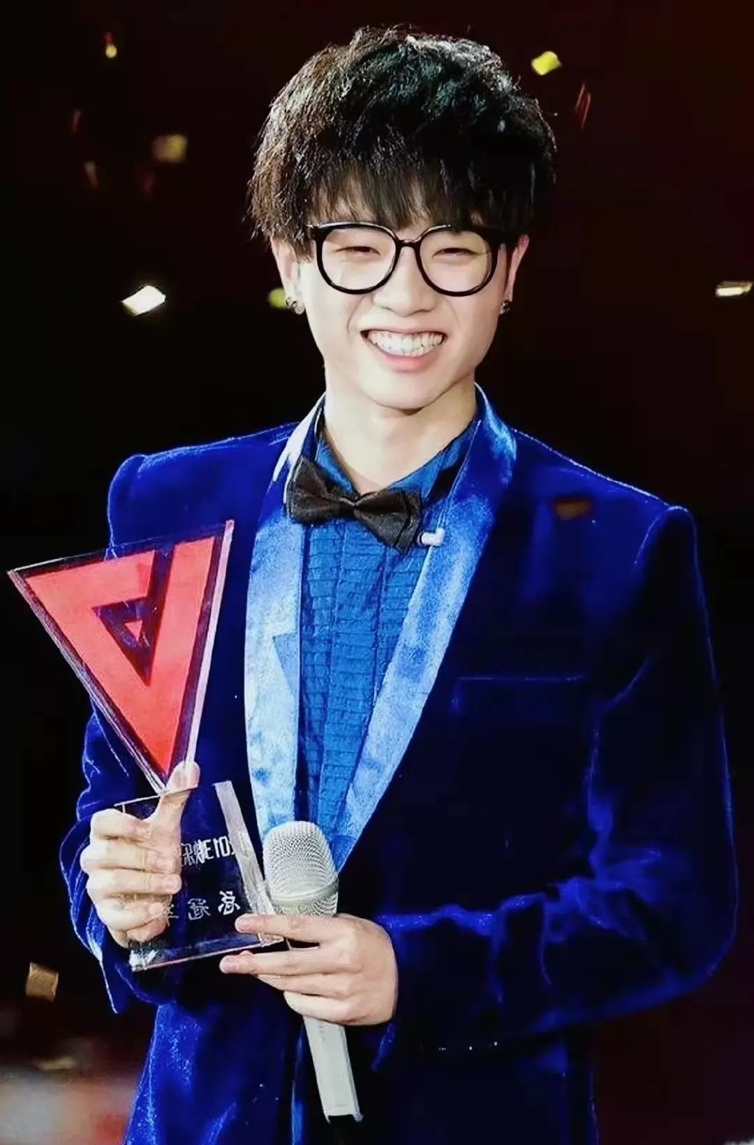 6位被严重高估的歌手，虽然乐坛地位颇高，却没有像样的代表作