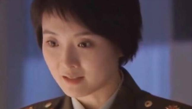 古装VS现代堪称“换头”！多演点古装戏吧，我能磕一辈子