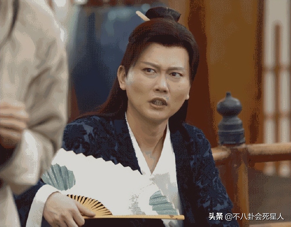 内娱新晋“发面馒头”，肿胀僵硬没眼看，让动脸前辈们自愧不如