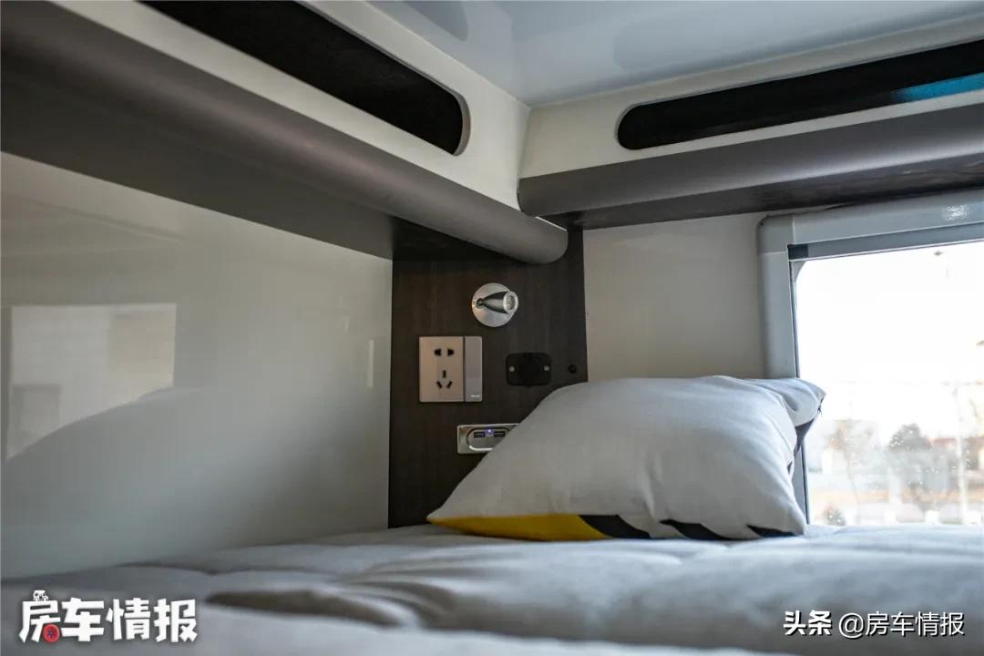 首款东风超龙巴士房车!号称同级别空间之王,20多万性价比不错