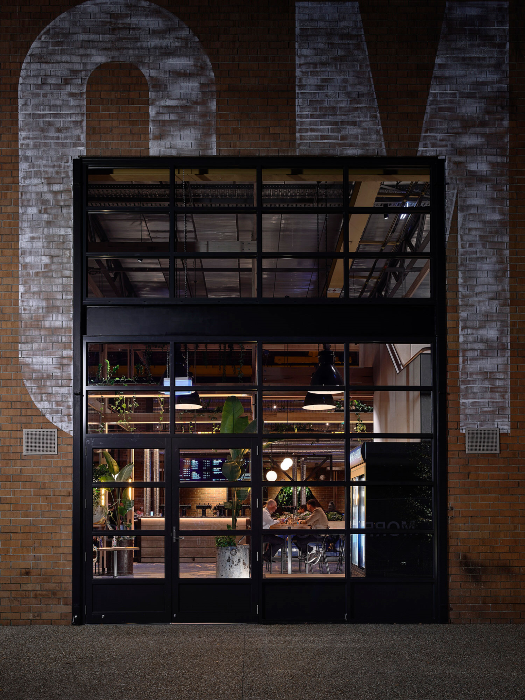 工业旅游魅力显现，旧锅炉房变身精酿啤酒馆