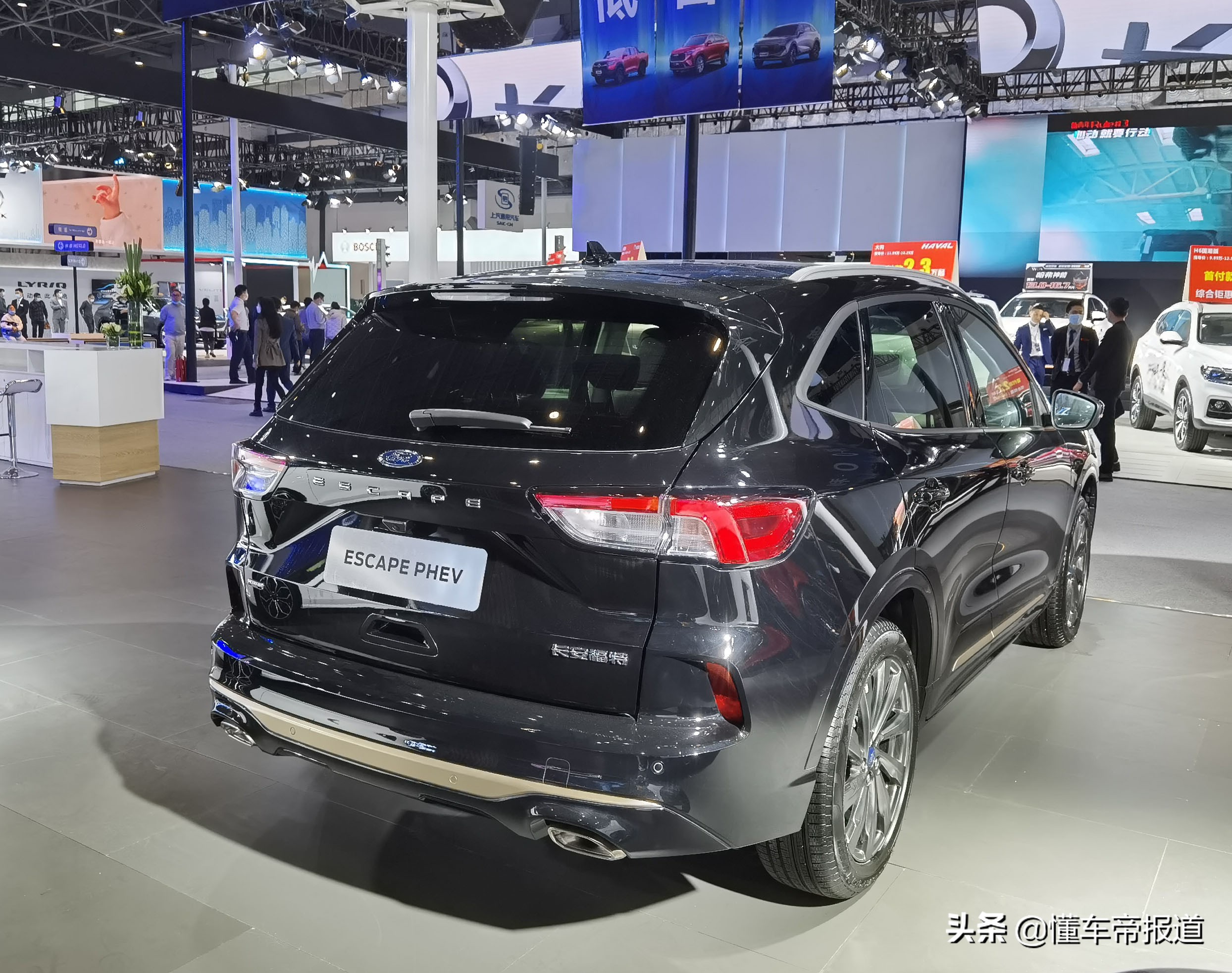 新车｜纯电续航77公里，对标本田CR-V PHEV！锐际PHEV亮相海口车展