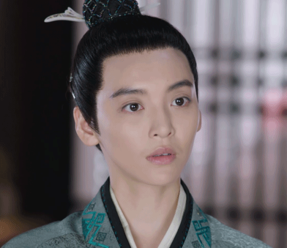 这才叫“女扮男装”，这10位女演员我差点就相信她们是男人了