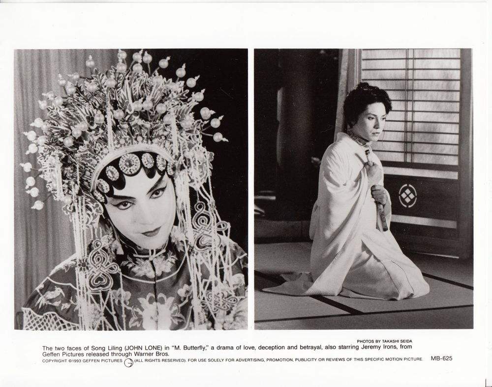 还记得《霸王别姬》的小豆子吗？一个要出家一个被张国荣改变命运