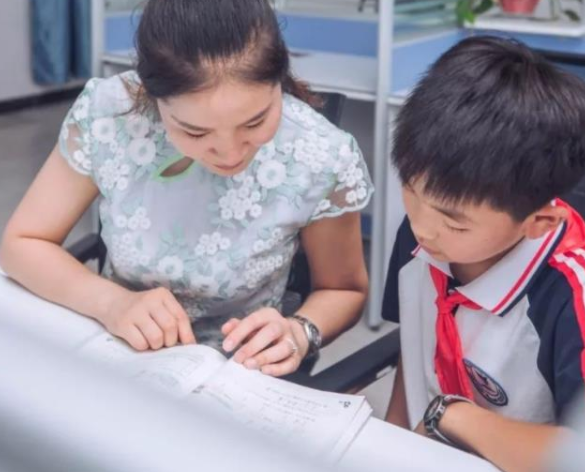 学生作文《有你真好》，题材新颖有创意，网友：得高分在意料之中