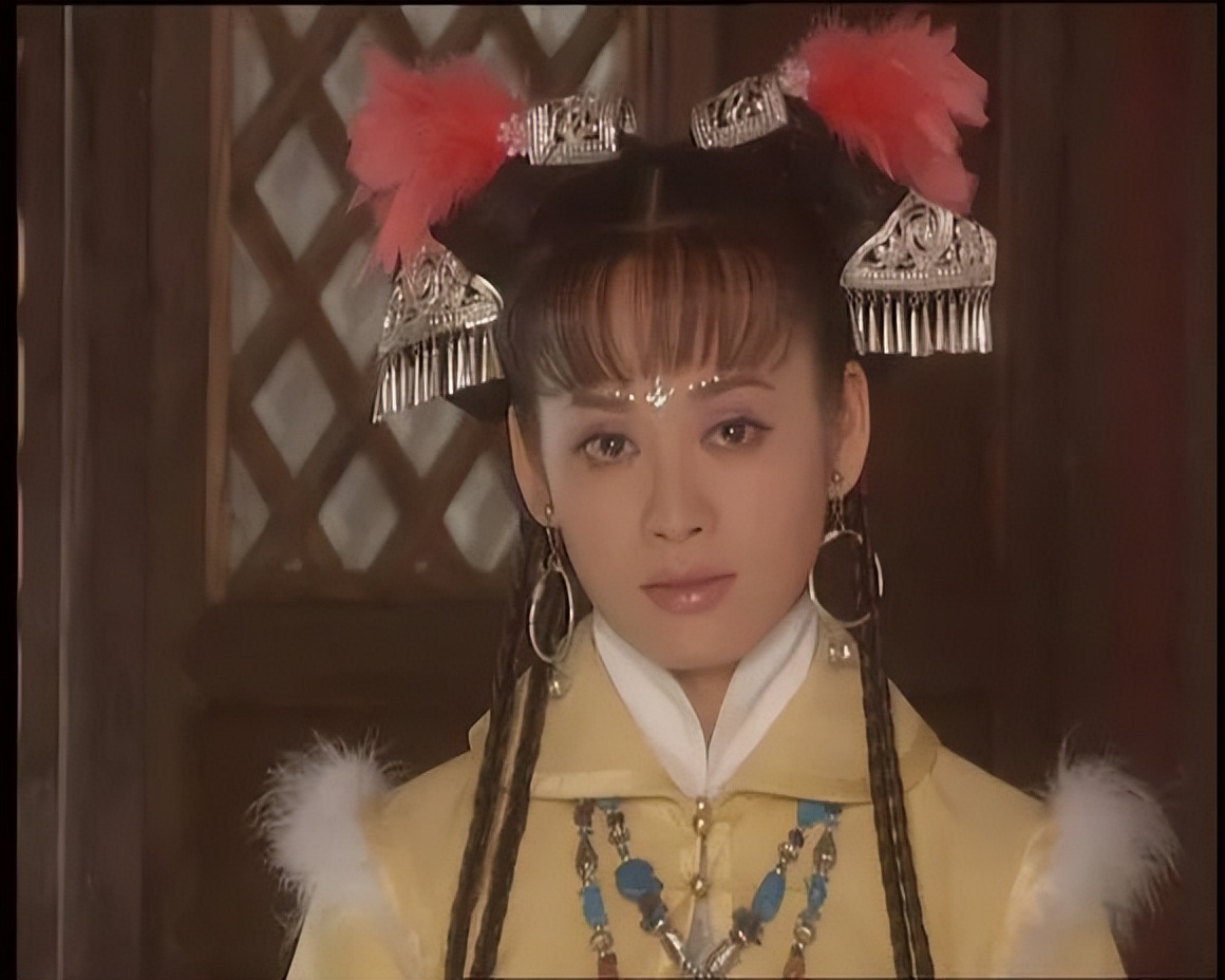 16位同一角色，前期单纯萝莉PK后期腹黑御姐！谁的黑化最带感？