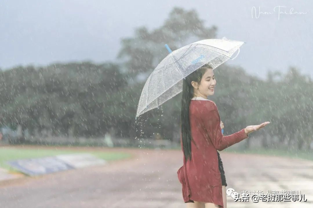 老挝水音小姐姐，三年前旧照翻出，超可爱