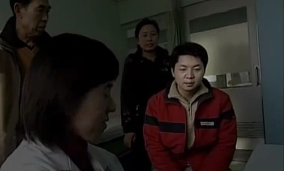 湖南农家发生怪事，10岁男童深夜发出诡异笑声，让父母束手无策