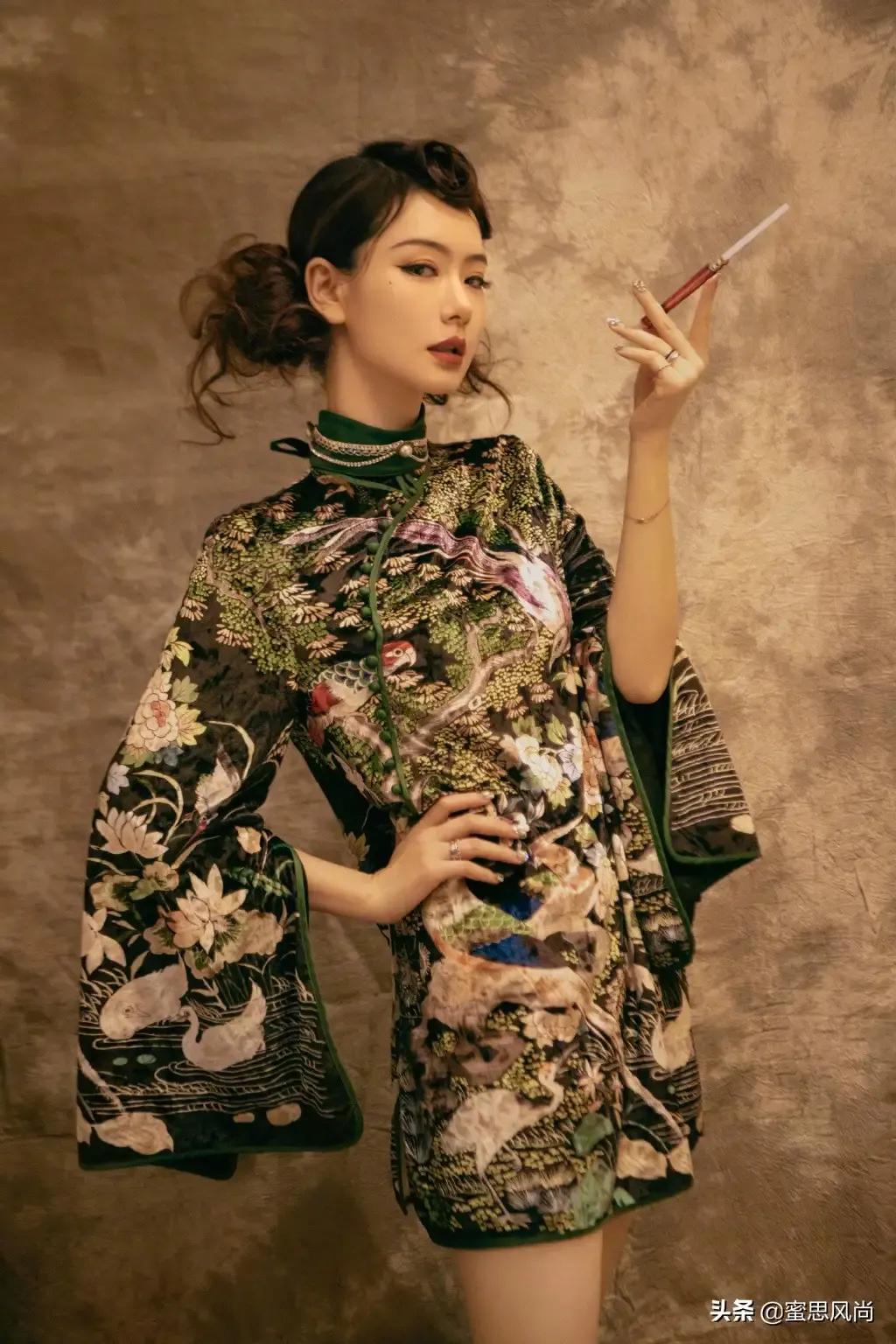 女明星民国风穿搭,温柔典雅,妥妥的古典美人