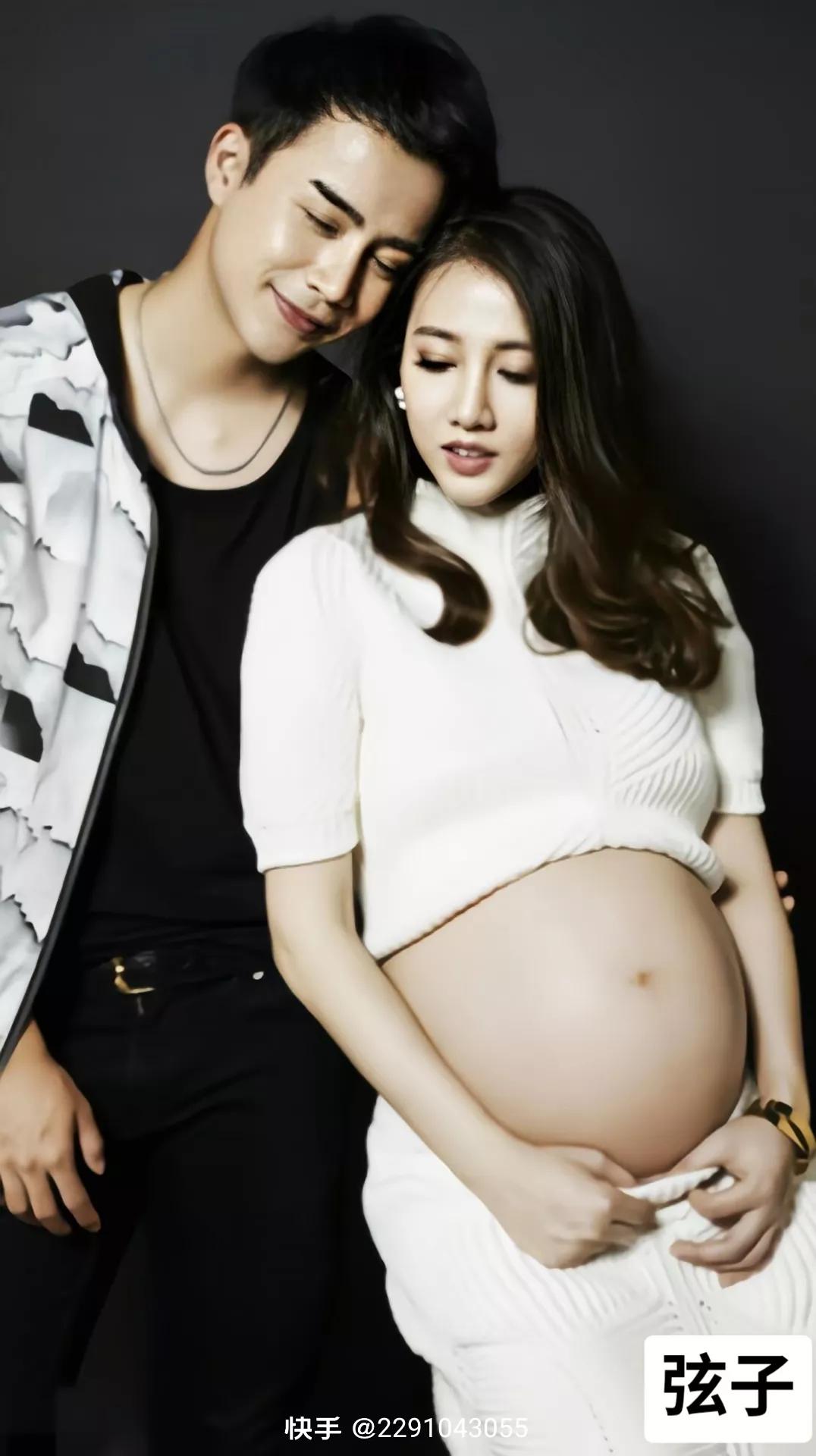 明星怀孕靓照！谁最美、谁身材最好，评论区里给点评