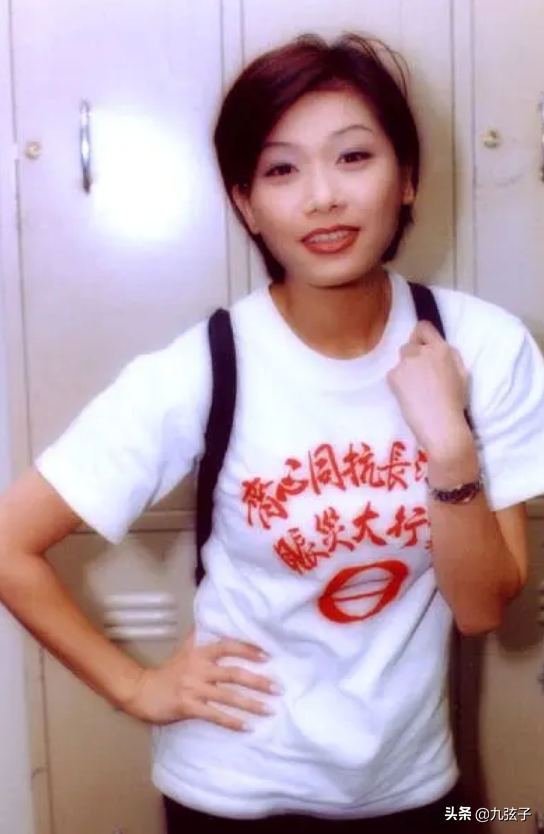 放弃养子才能披上婚纱，52岁的张慧仪宁可单身地活着