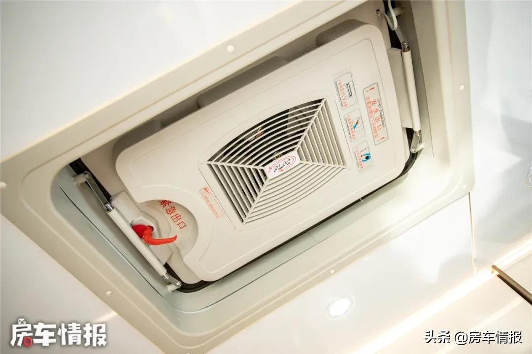 首款东风超龙巴士房车!号称同级别空间之王,20多万性价比不错