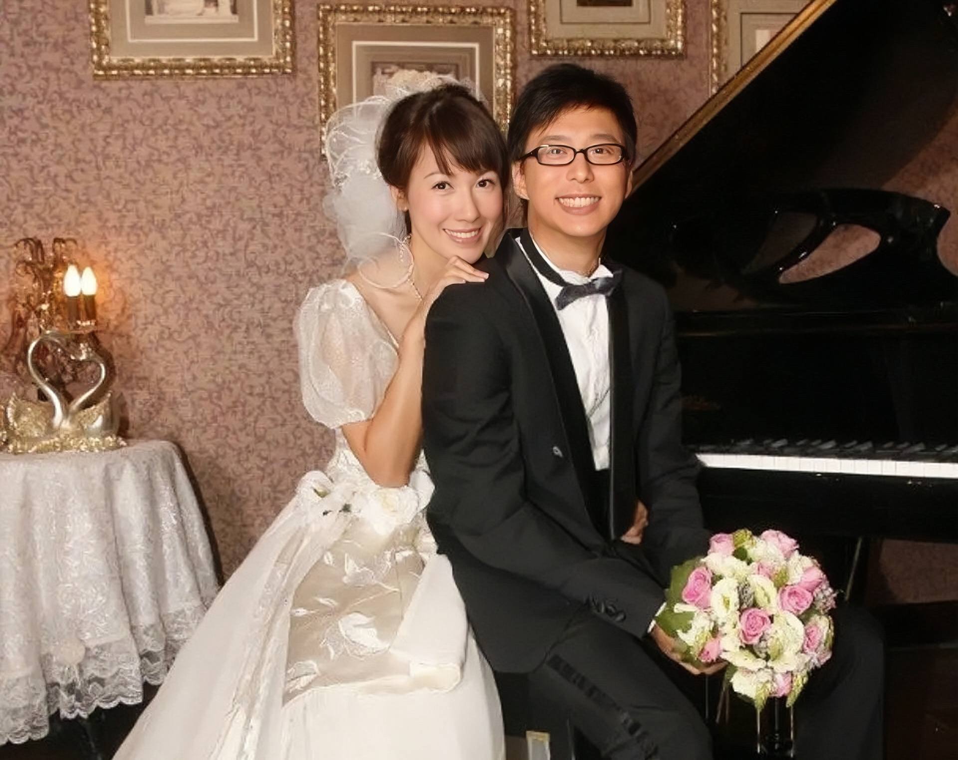 周慧敏老公倪震被疑再度偷食,与短发美女逛街,累积第9次出轨,你怎么看