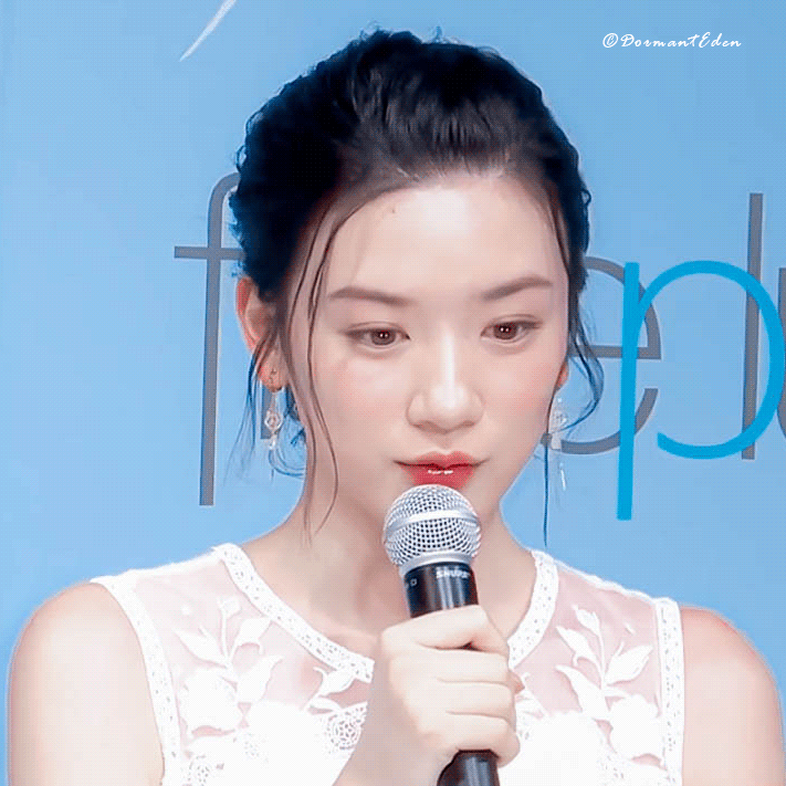 光靠颜值就在国内出圈的日系美少女
