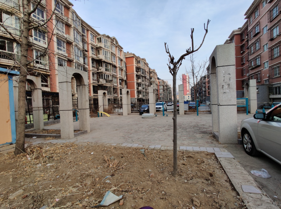 六环外的北京是真实中国：城市边缘的异乡人，孤独迷茫依然向阳