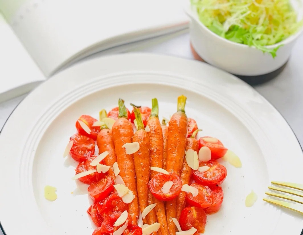 刘德华晒“日常餐”，满屏“绿色”引热议，网友：有钱人不吃肉？