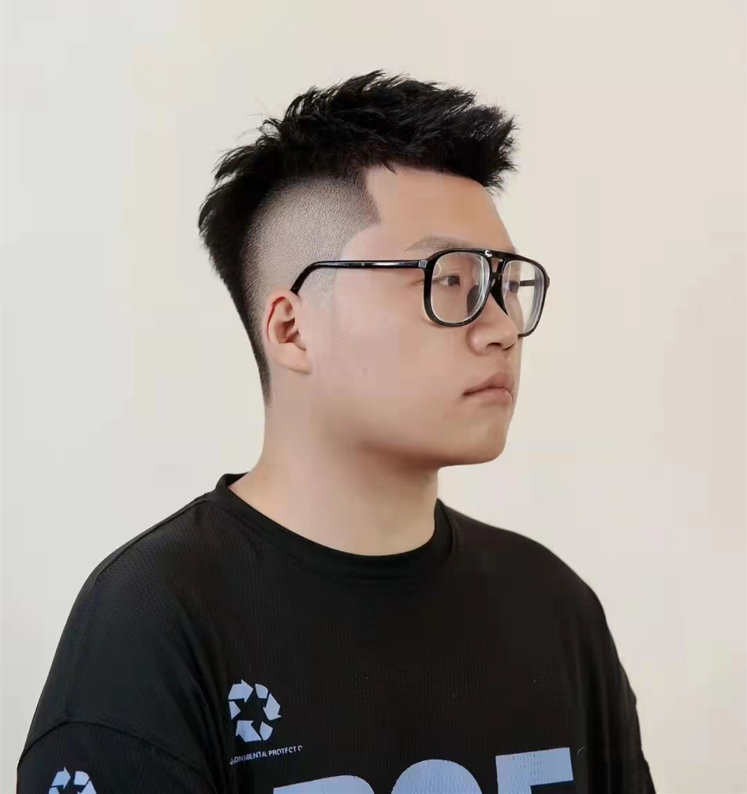 男生发质粗硬留什么发型适合？试试这三种发型，清爽干练又有范