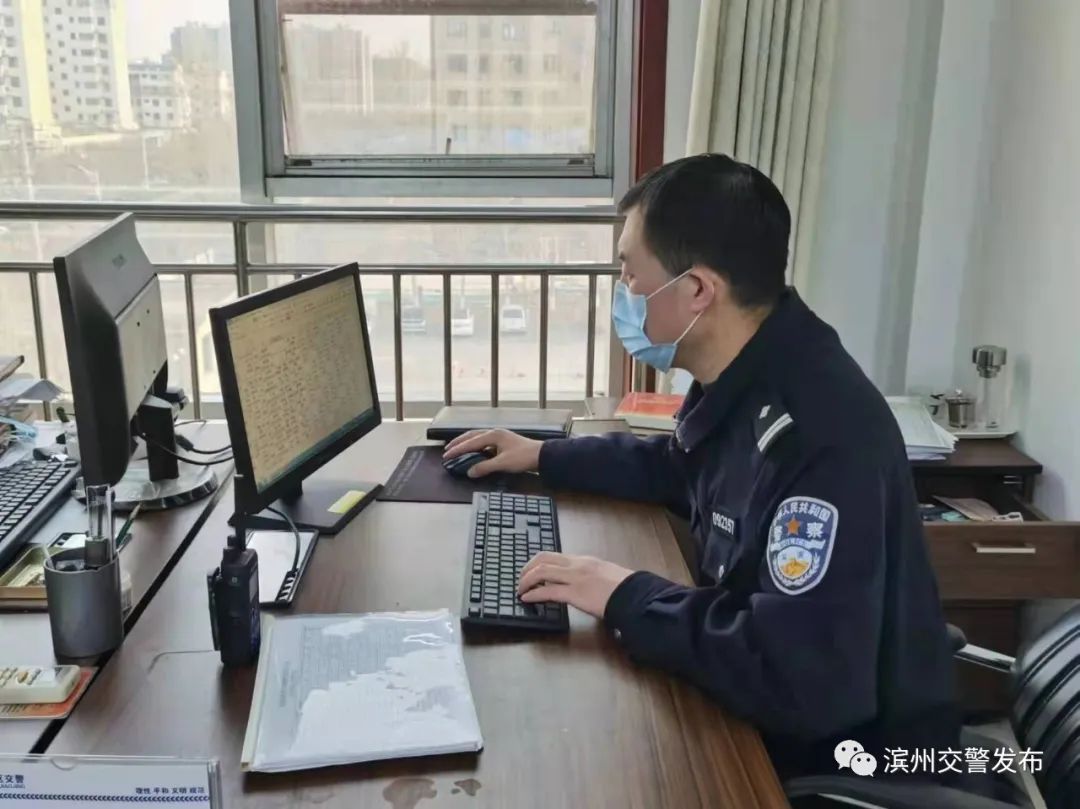 舍小家顾大家——吴希营：疫情防控战线一名交警的责任担当