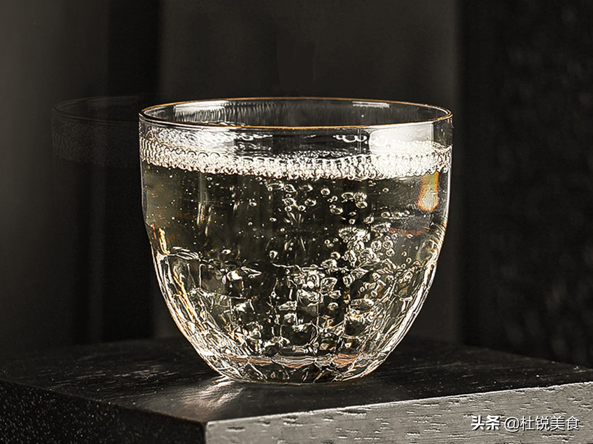 500左右的白酒什么牌子好（推荐5款高性价比的白酒）