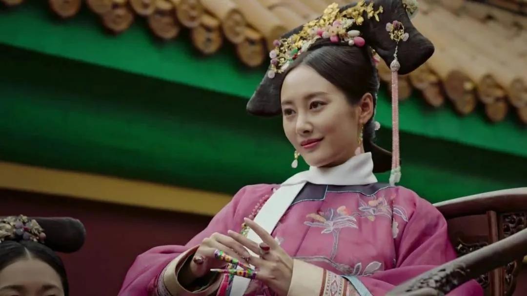 《如懿传》中的凌云彻，或许没有那么喜欢魏嬿婉，甚至比不上进忠