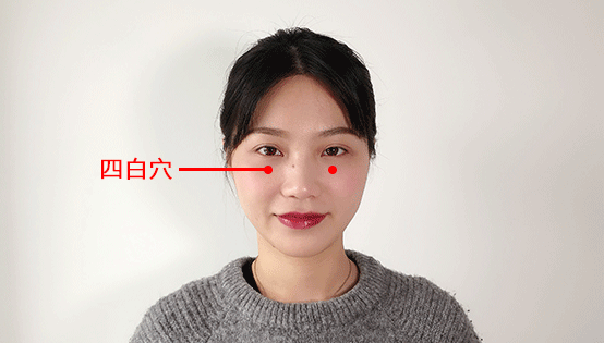 睡前玩手机，应该开灯还是关灯？选错，小心损伤视神经