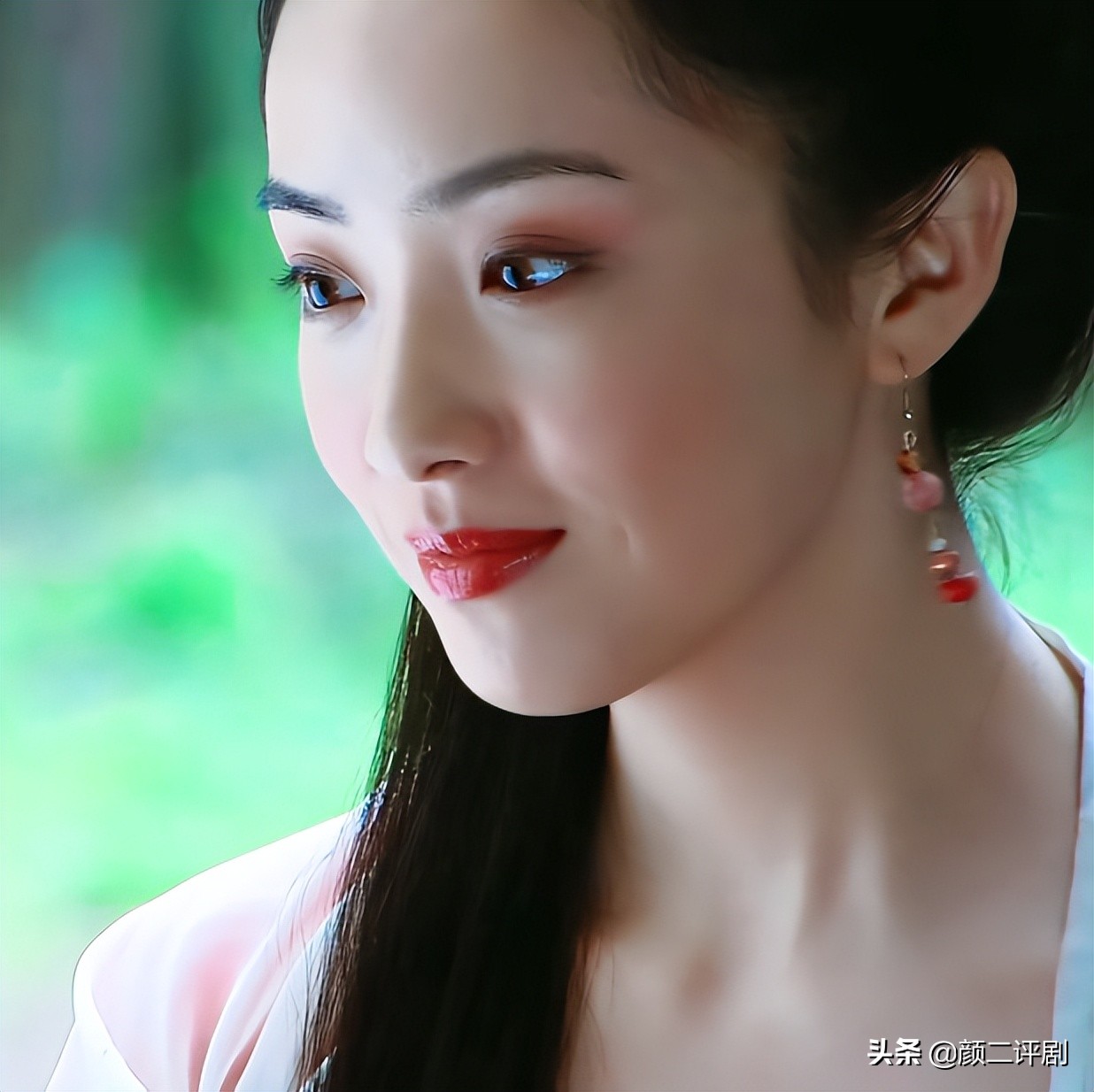 《仙剑奇侠传三》:千年不灭的龙葵,却一直活在过去的执念里