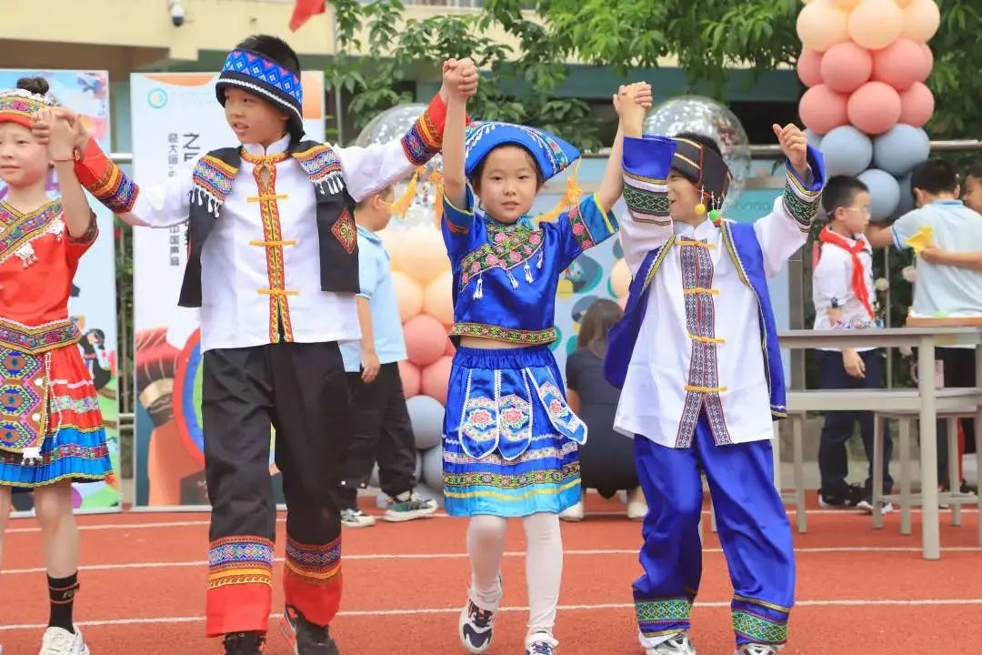 与你分享，我在四川天府新区南湖小学的精彩校园生活