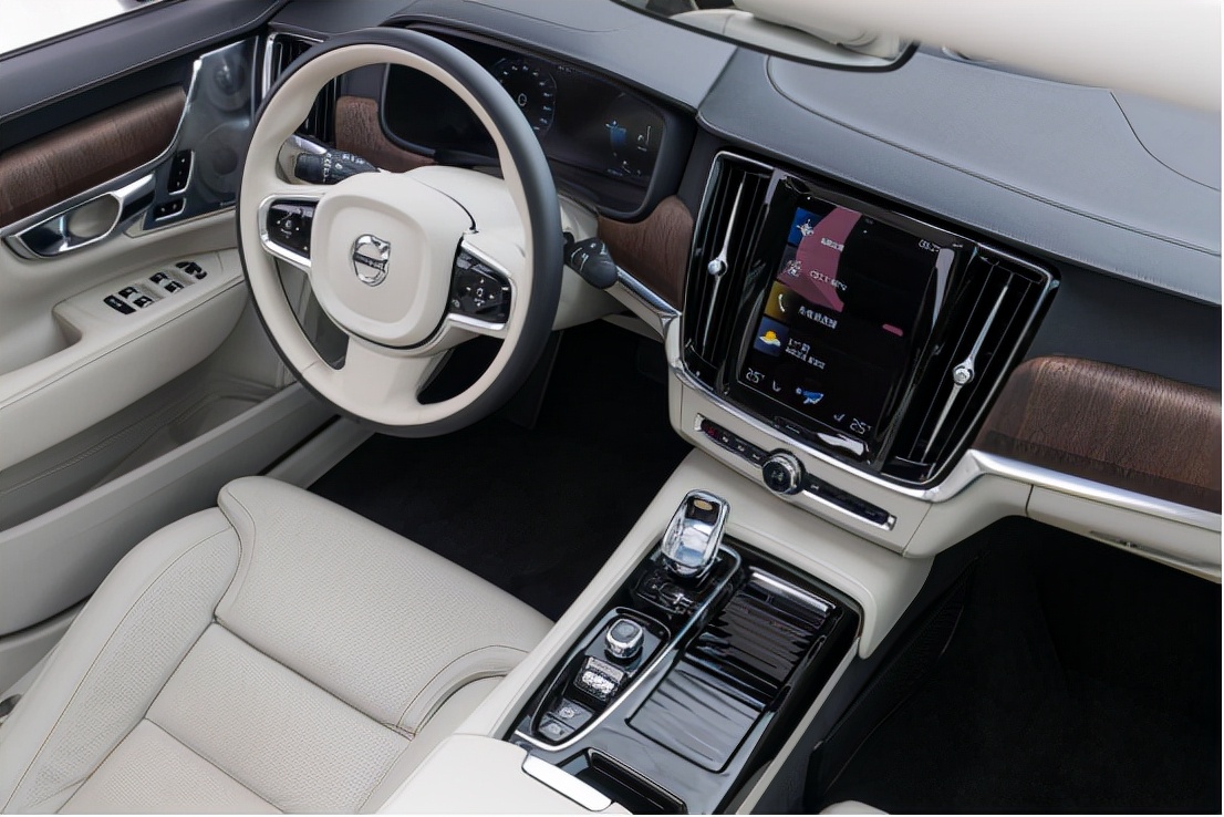 以细节见豪华：在沃尔沃S90里享受豪华的私人空间