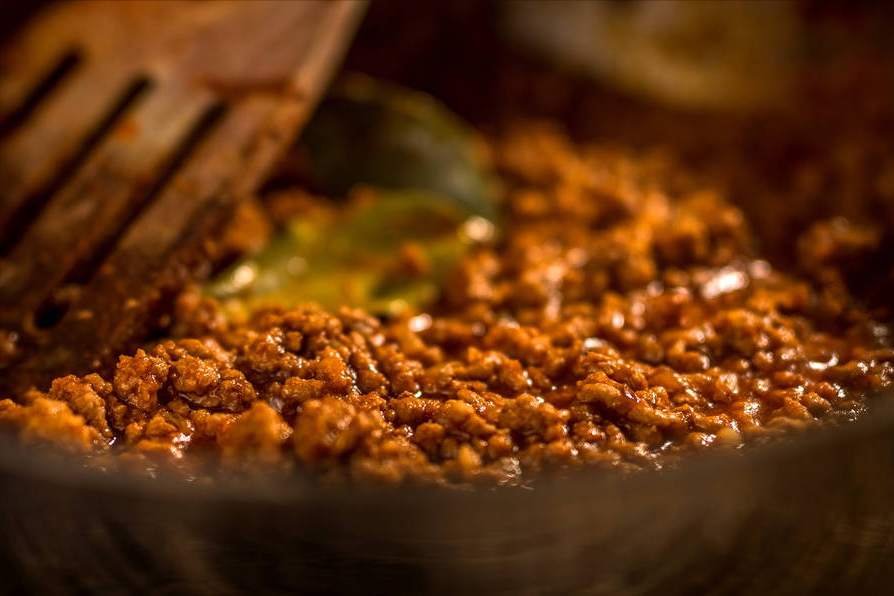 爱吃面条的要收藏，大厨分享秘制炸酱的做法，拌饭拌面都很香