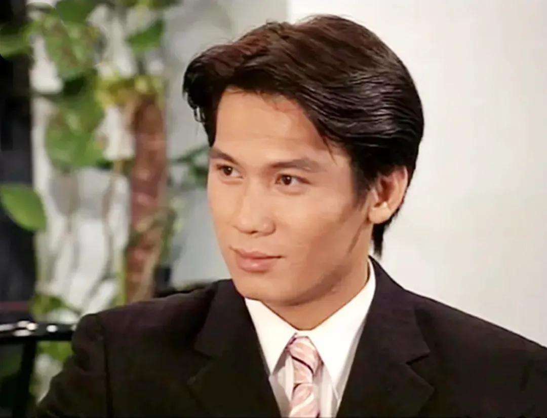 找个恶魔做老公，童年阴影系列之与狼共枕