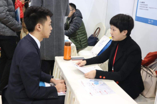 本科学历原来也分档次，不同档次的毕业生，就业难度或有很大差距