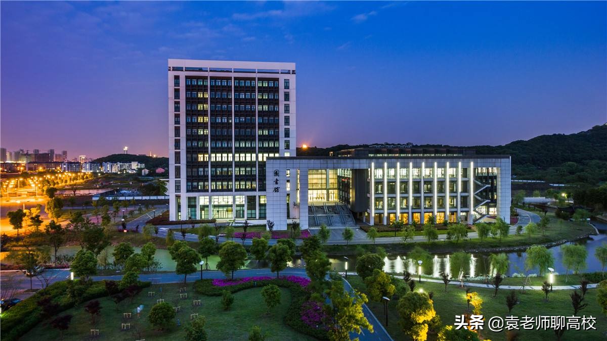 江苏科技大学与苏州科技大学，江苏两所科技命名高校，该怎么选？