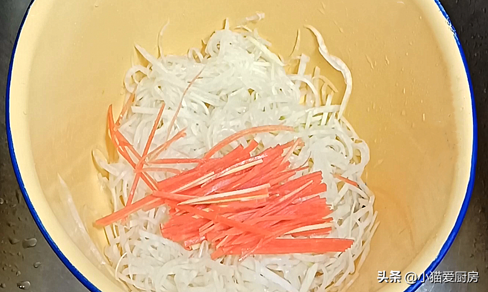 圖片[4]-用苤藍制作的涼拌菜 口感脆嫩且清香爽口 是特別開胃下飯的小菜-起舞食譜網