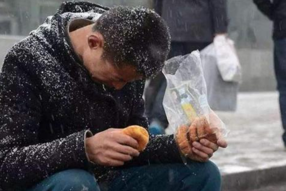 三个行业将进行整顿，一大批员工或要被迫下岗，毕业生择业要慎重