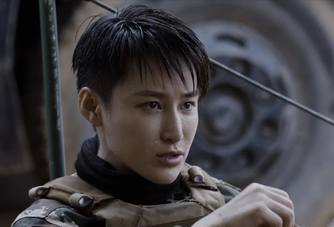 这才叫“女扮男装”，这10位女演员我差点就相信她们是男人了