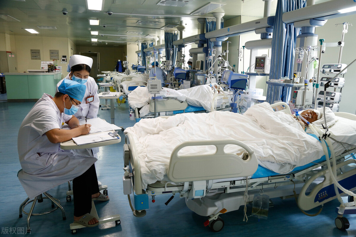 住院6个月花费300万！医院ICU“烧钱式”治疗，收费是否合理？