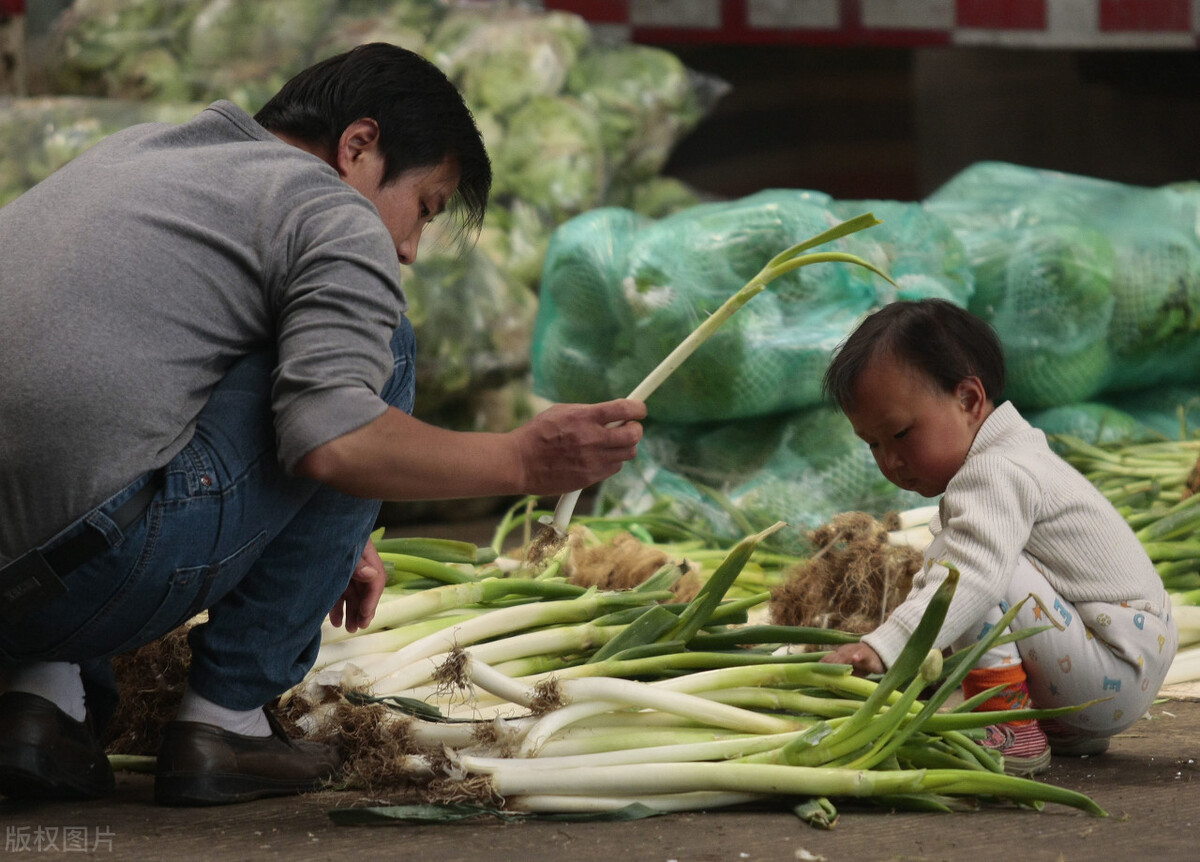 有钱不买腊月货，市场肉价、菜价纷纷“飞起”，涨了多少？