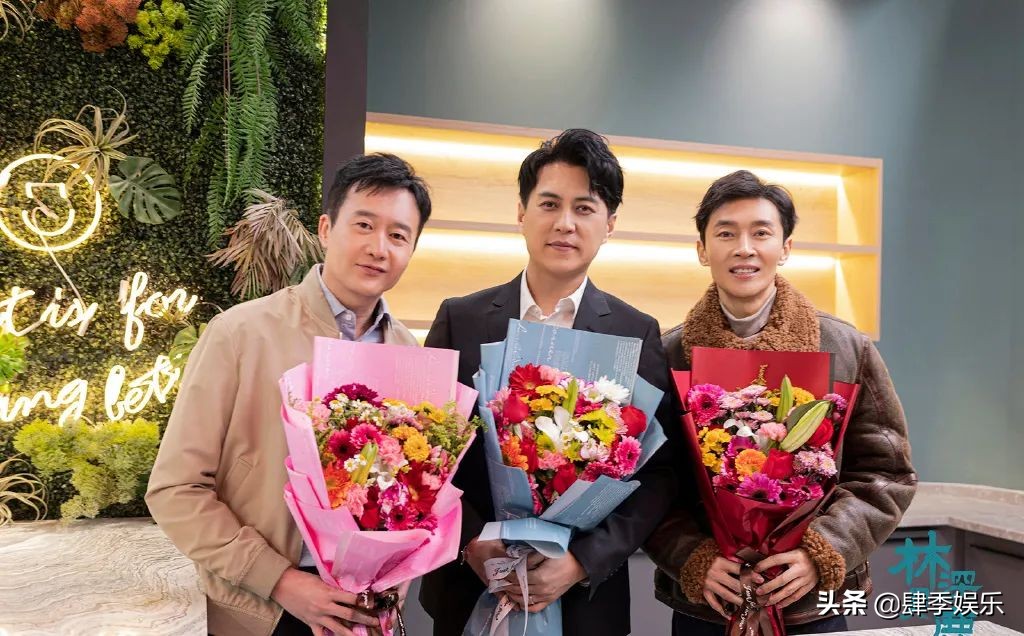 从《欢迎光临》的孙经理，到《林深见鹿》的贾宽，他着实令人惊喜