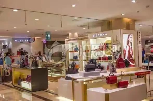 故事：女大学生当茶艺师后，也进了茶室暗门，警方乔装一网打尽