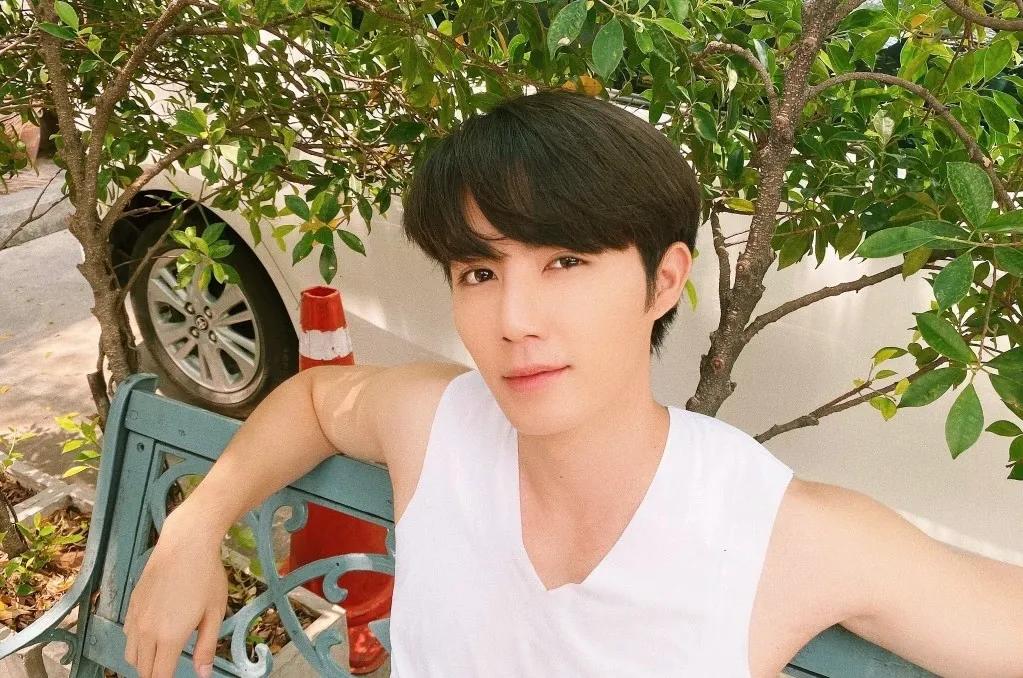 不能错过的浓颜系帅哥-李海海