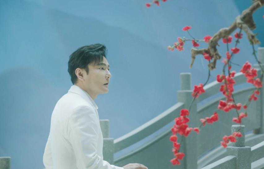 淋雨有伞，迎风有你 情歌王子张信哲全新单曲《牵系》上线酷我音乐